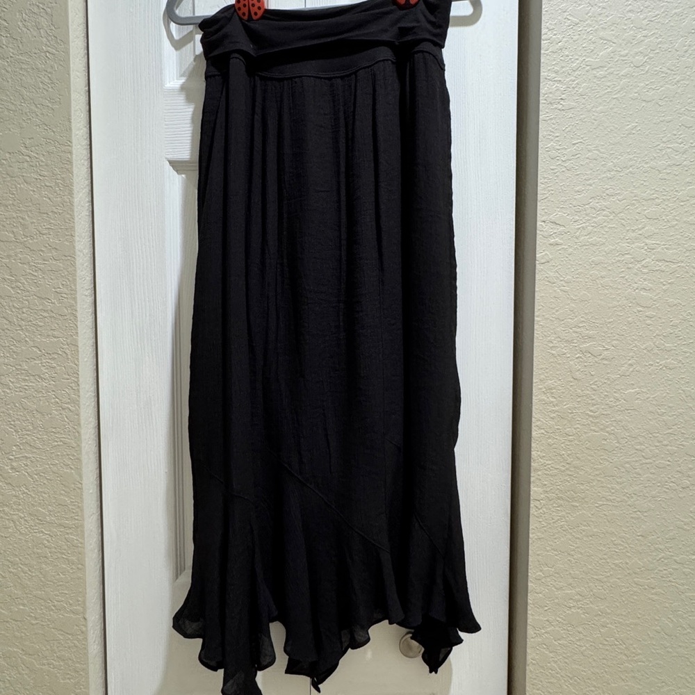 Black Women's maxi Skirt, M